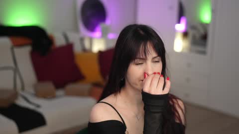 Snapshot of _blackbee_ chatting on October 2025 11:31:02 AM Lili online show from October 2025 11:31:02 AM