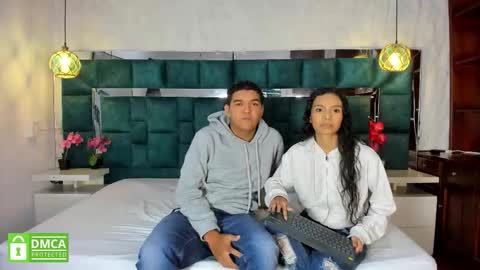 _bonnyandclyde online show from February 2026 12:25:01 PM