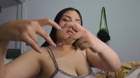 Snapshot of _brendda_ chatting on June 2026 04:10:01 AM Brenda online show from June 2026 04:10:01 AM