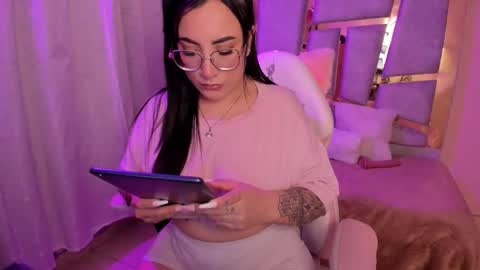 Angie  Independent model online show from September 2025 11:20:01 PM