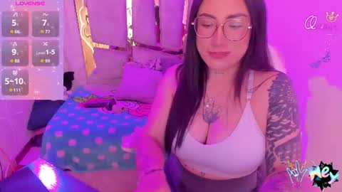 Snapshot of _briigite chatting on June 2026 05:56:02 PM Angie Independent model online show from June 2026 05:56:02 PM