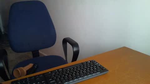 Snapshot of _bunny_b chatting on December 2024 06:31:02 AM I will be back soon  online show from December 2024 06:31:02 AM