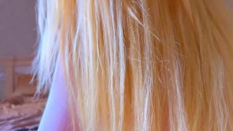 Snapshot of _bunnydollstella_ chatting on October 2025 06:55:01 AM Stella online show from October 2025 06:55:01 AM