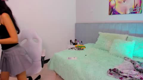 Candy online show from November 2025 10:27:01 AM