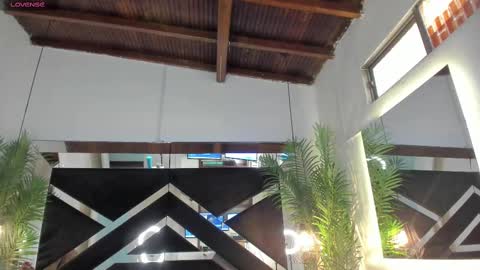 Candy online show from February 2025 06:16:01 PM