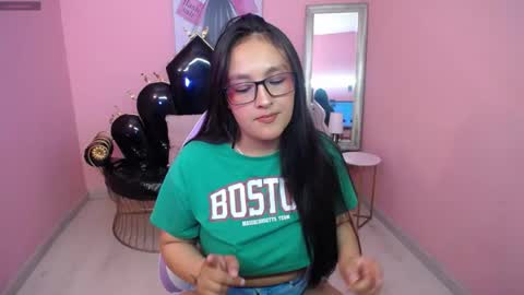 Snapshot of _celesste_x chatting on April 2026 02:12:01 PM PVT 12TK 08AM - 2PM COLOMBIA online show from April 2026 02:12:01 PM