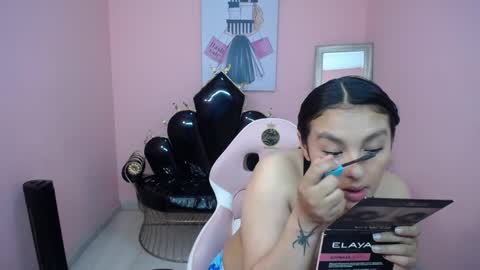 Snapshot of _celesste_x chatting on April 2026 01:51:02 PM PVT 12TK 08AM - 2PM COLOMBIA online show from April 2026 01:51:02 PM