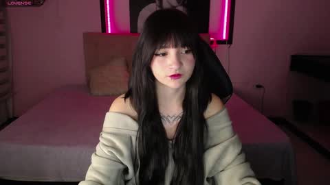 Snapshot of _charlotte_collins_ chatting on January 2026 02:20:01 PM _charlotte_collins_ online show from January 2026 02:20:01 PM