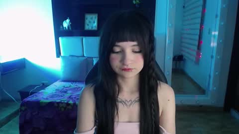 Snapshot of _charlotte_collins_ chatting on February 2026 03:05:02 PM _charlotte_collins_ online show from February 2026 03:05:02 PM