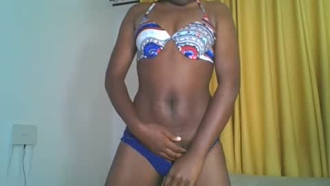 Snapshot of _cutestephanie chatting on September 2025 03:23:02 PM STEPH online show from September 2025 03:23:02 PM