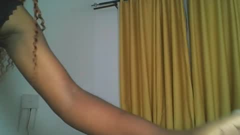 Snapshot of _cutestephanie chatting on October 2025 01:06:02 AM STEPH online show from October 2025 01:06:02 AM