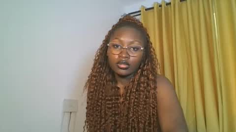 Snapshot of _cutestephanie chatting on October 2025 11:33:02 AM STEPH online show from October 2025 11:33:02 AM