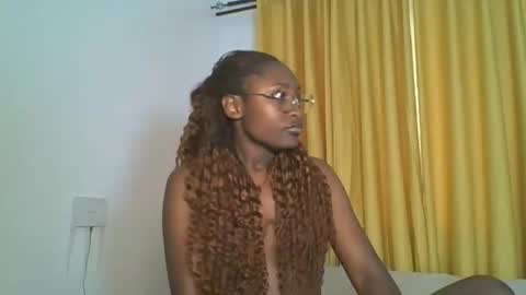 Snapshot of _cutestephanie chatting on November 2025 11:31:02 AM STEPH online show from November 2025 11:31:02 AM