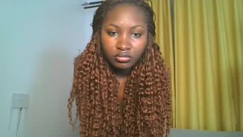 Snapshot of _cutestephanie chatting on November 2025 12:44:01 AM STEPH online show from November 2025 12:44:01 AM