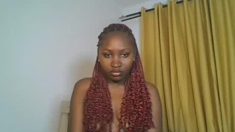 Snapshot of _cutestephanie chatting on November 2025 01:48:02 AM STEPH online show from November 2025 01:48:02 AM