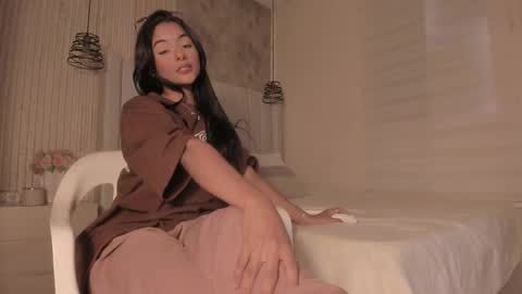 Dakota online show from September 2025 07:06:02 PM