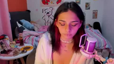 Snapshot of _dayanne_ chatting on December 2024 01:41:02 AM Pao online show from December 2024 01:41:02 AM