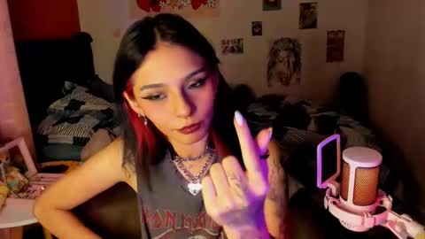 Snapshot of _dayanne_ chatting on December 2024 01:07:02 AM Pao online show from December 2024 01:07:02 AM