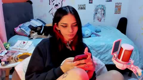 Snapshot of _dayanne_ chatting on January 2025 02:35:02 AM Pao online show from January 2025 02:35:02 AM