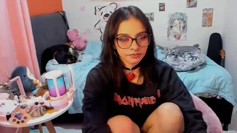 Snapshot of _dayanne_ chatting on September 2025 03:01:01 AM Pao online show from September 2025 03:01:01 AM