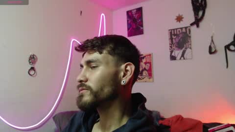 delacruz online show from December 2024 09:34:01 PM