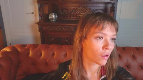 DemiDee online show from January 2026 05:57:02 AM