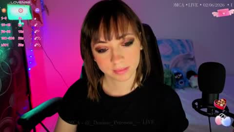Snapshot of _denisse_peterson_ chatting on June 2026 11:18:01 PM DENISE online show from June 2026 11:18:01 PM