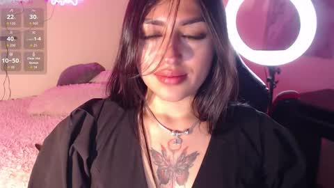 _dennise online show from December 2025 11:56:02 PM