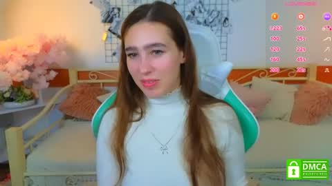 Lizzy  online show from April 2026 07:22:01 PM