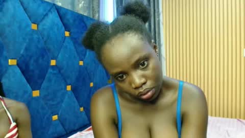 Snapshot of _elinah chatting on November 2025 04:16:01 AM Elinah online show from November 2025 04:16:01 AM