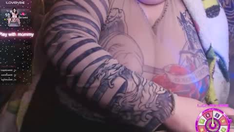 LIsa online show from October 2025 10:02:01 AM