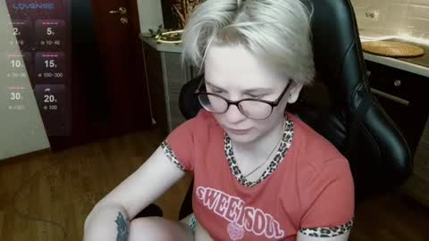 Snapshot of _elven_dreams__ chatting on July 2026 08:34:02 PM chloue and Gretta online show from July 2026 08:34:02 PM