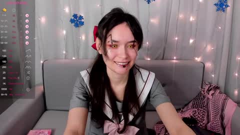 _emily__strike_ online show from December 2024 12:49:01 PM