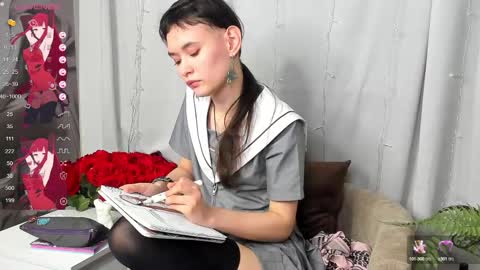 _emily__strike_ online show from February 2025 12:27:02 PM