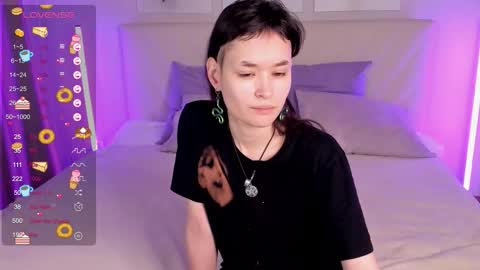 _emily__strike_ online show from November 2025 09:53:01 AM