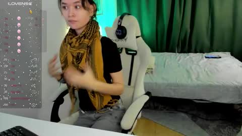 _emily__strike_ online show from January 2026 10:31:02 AM