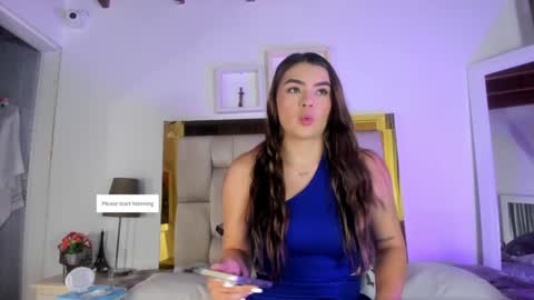 Isabella online show from February 2025 12:06:02 PM