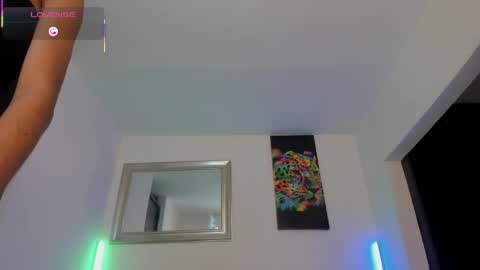 Snapshot of _emmaruiz chatting on May 2026 11:53:02 PM Emma online show from May 2026 11:53:02 PM