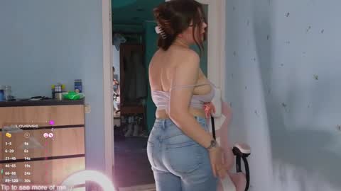 Sam  online show from January 2025 09:35:02 AM