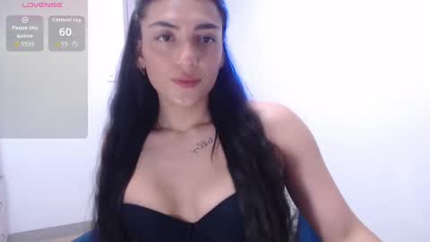 Snapshot of _ericavanderhill_ chatting on September 2025 08:45:01 PM Erica Vanderhill online show from September 2025 08:45:01 PM