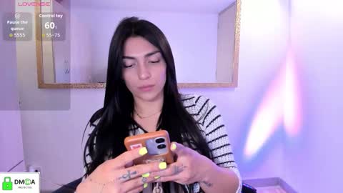  Erica Vanderhill  online show from November 2025 04:33:02 AM