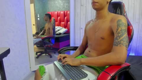 _erick_j online show from March 2026 08:23:02 PM