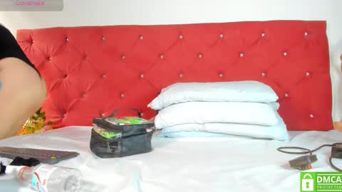 Snapshot of _eris_rose chatting on September 2025 07:14:01 PM _eris_rose online show from September 2025 07:14:01 PM