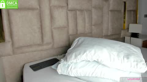 Snapshot of _eris_rose chatting on October 2025 07:58:01 PM _eris_rose online show from October 2025 07:58:01 PM