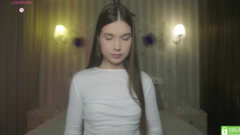 Alice online show from November 2025 07:59:01 PM