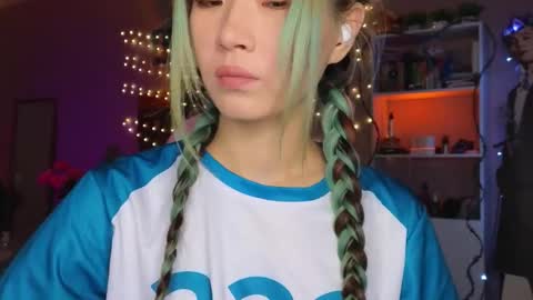 Snapshot of _eve____ chatting on November 2025 11:14:02 PM EveEva online show from November 2025 11:14:02 PM