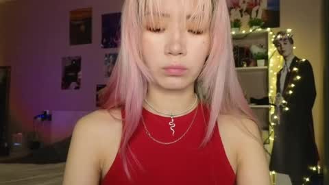 EveEva online show from March 2026 02:45:02 AM