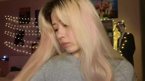 Snapshot of _eve____ chatting on May 2026 02:28:01 AM EveEva online show from May 2026 02:28:01 AM