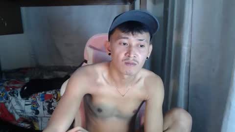 Snapshot of _everydaycum chatting on April 2026 12:03:01 PM morg online show from April 2026 12:03:01 PM