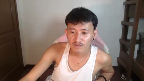 Snapshot of _everydaycum chatting on May 2026 02:00:01 PM morg online show from May 2026 02:00:01 PM